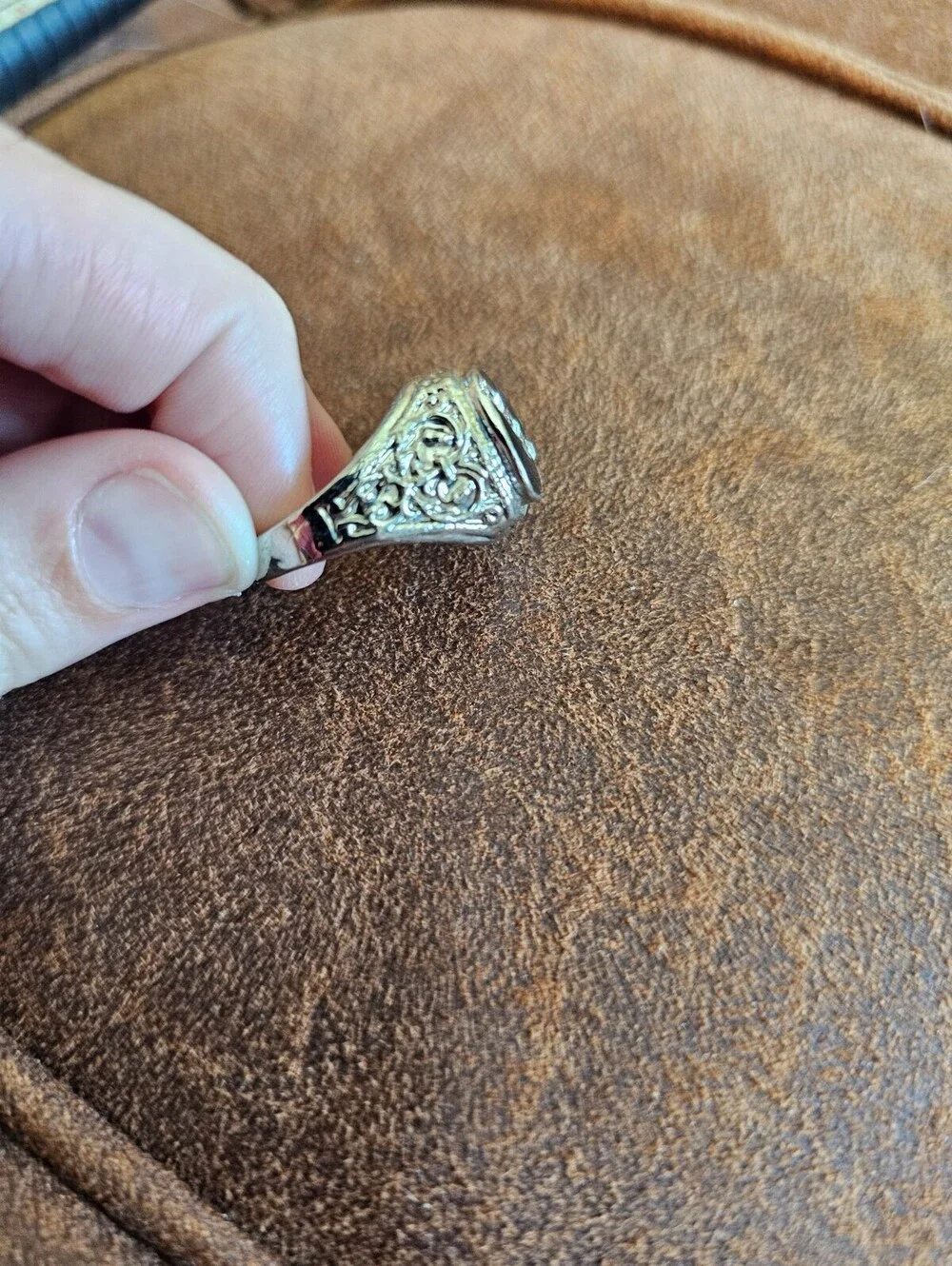 SIZE 12 MEN'S SILVER TONE WITH BLACK CZ STONES RING WITH RHINESTONE